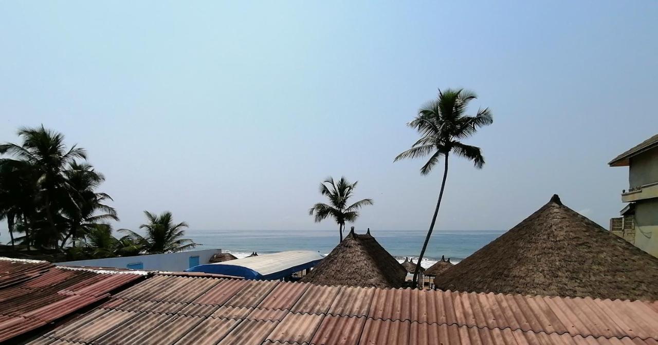 Capriccio Hotel Grand-Bassam Bagian luar foto